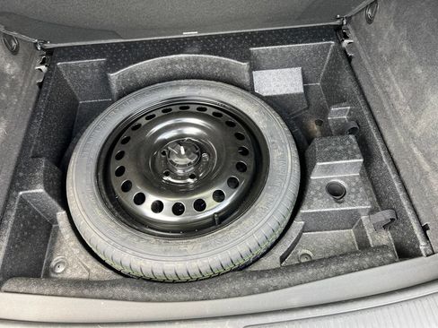 Used 2023 Buick Envision Avenir FWD image 34