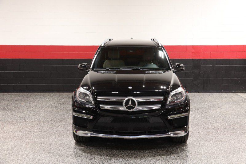 Used 2015 Mercedes-Benz GL 550 4MATIC image 12