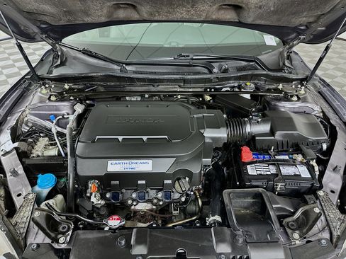 Used 2015 Honda Accord Touring image 33