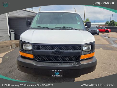 Used 2015 Chevrolet Express 3500 image 3