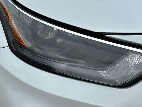 Used 2023 Toyota Highlander XLE AWD/4WD image 33