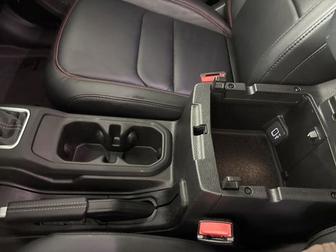 Used 2024 Jeep Wrangler Unlimited Rubicon image 41