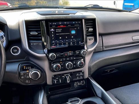 Used 2022 RAM 1500 Big Horn AWD/4WD image 10