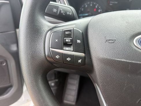 Used 2022 Ford Escape SE FWD image 29