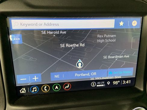 Used 2021 GMC Sierra 1500 AT4 w/ AT4 Value Package image 13