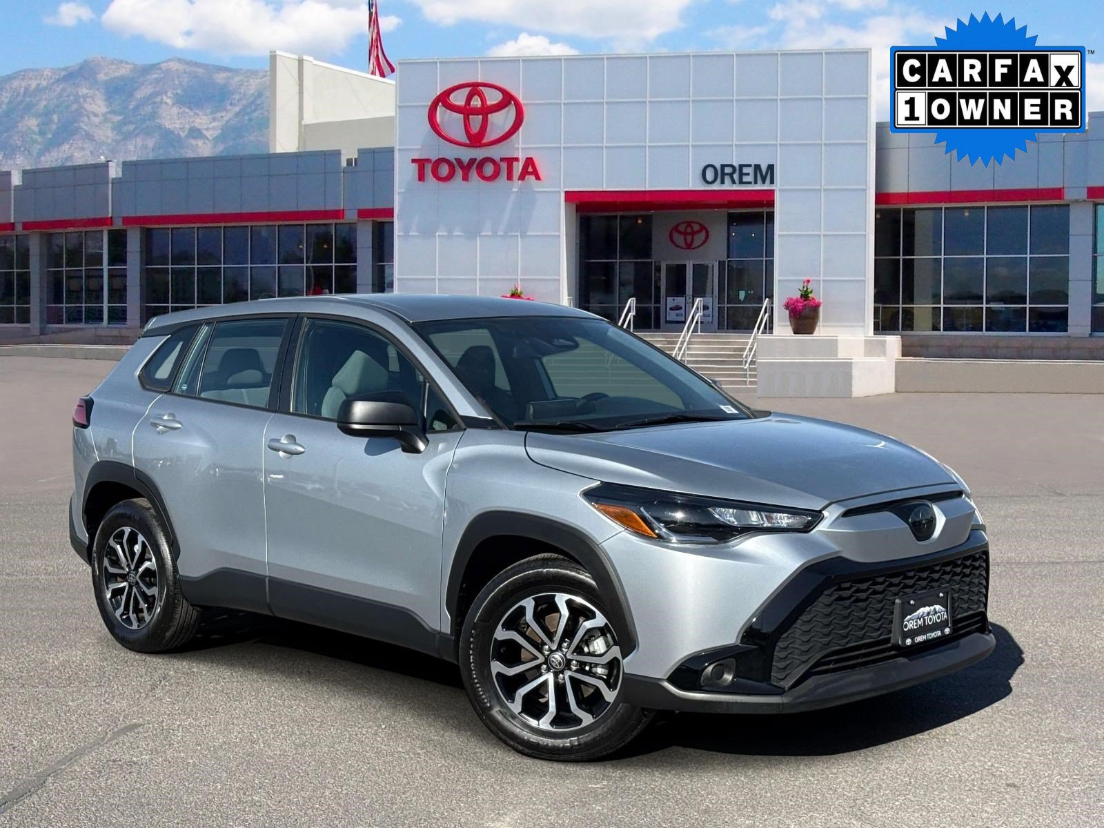 Used 2025 Toyota Corolla Cross AWD Hybrid image 1