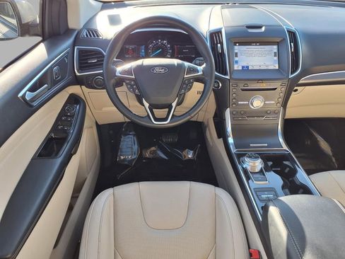 Used 2019 Ford Edge Titanium w/ Equipment Group 301A image 4