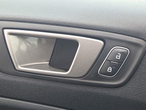 Used 2021 Ford EcoSport SE w/ SE Convenience Package FWD image 17