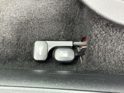 Used 2024 Hyundai Elantra SEL FWD image 20