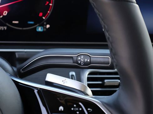 New 2026 Mercedes-Benz GLE 580 4MATIC image 33