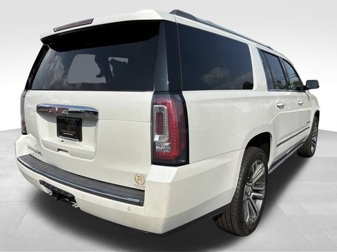 Used 2018 GMC Yukon XL Denali w/ Denali Ultimate Package AWD/4WD image 5