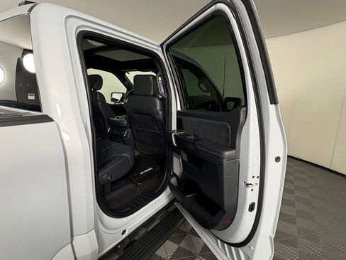 Certified 2025 Ford F150 Platinum w/ Equipment Group 702A High AWD/4WD image 34