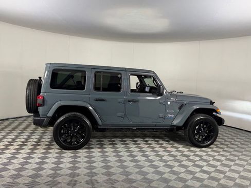 Used 2024 Jeep Wrangler Unlimited Sahara w/ Technology Group AWD/4WD image 7