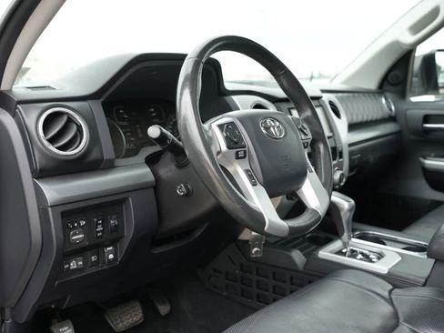 Used 2018 Toyota Tundra Platinum AWD/4WD image 13