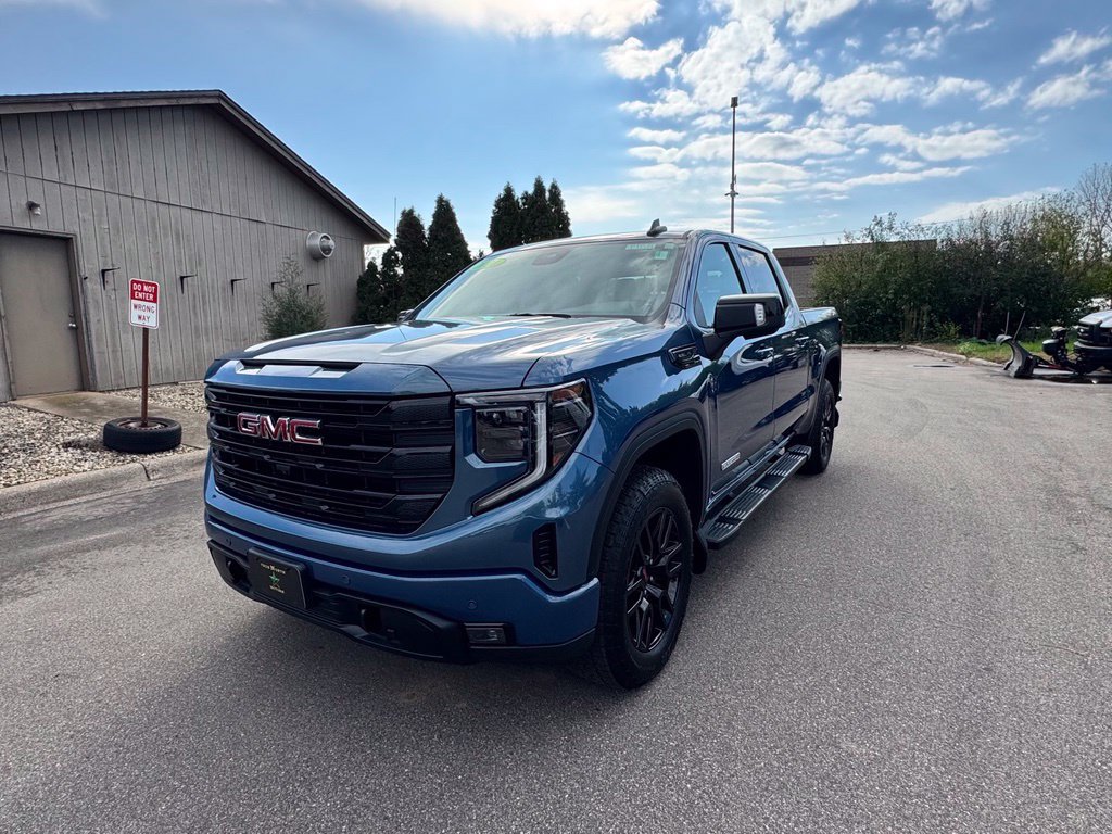 Used 2026 GMC Sierra 1500 Elevation w/ Elevation Premium Package AWD/4WD image 2