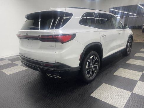 New 2025 Buick Enclave Sport Touring w/ Super Cruise Package AWD/4WD image 4