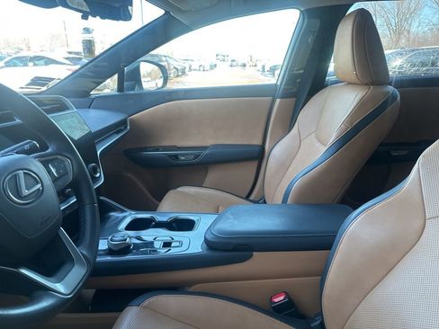 Used 2023 Lexus RZ 450e Premium w/ Technology Package image 21