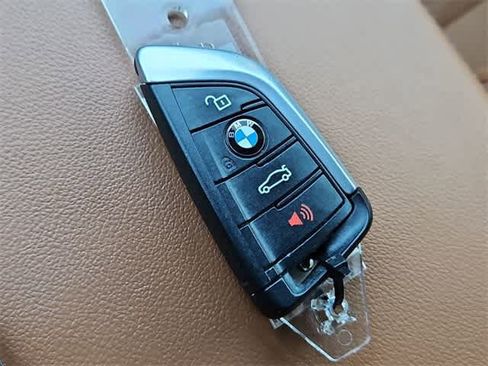 Used 2019 BMW X3 xDrive30i w/ Driving Assistance Package image 35