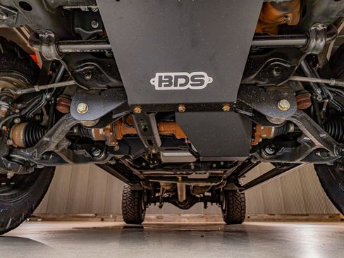 Used 2025 GMC Sierra 2500 AT4 w/ AT4 Premium Plus Package image 12