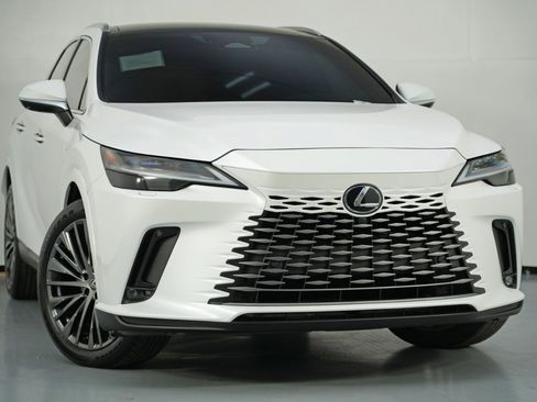 Used 2023 Lexus RX 350 Luxury image 4