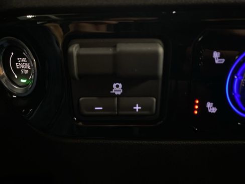 New 2025 GMC Sierra 3500 SLE w/ SLE Value Package image 29