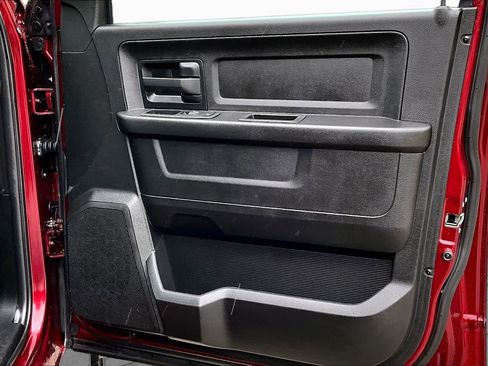Used 2019 RAM 1500 Express AWD/4WD image 23