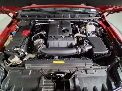 Used 2024 Nissan Frontier SV w/ Technology Package RWD image 17