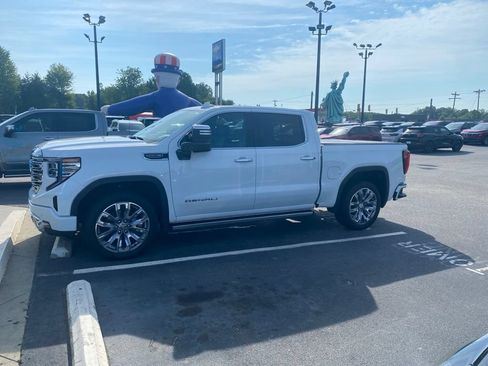 Used 2024 GMC Sierra 1500 Denali w/ Denali Reserve Package AWD/4WD image 6