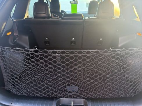 Used 2022 Jeep Cherokee Trailhawk w/ Technology Group B image 8