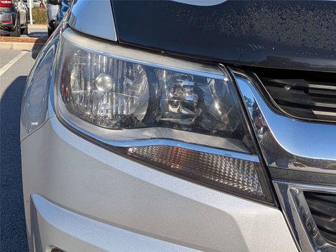 Used 2016 Chevrolet Colorado LT w/ LT Convenience Package image 12