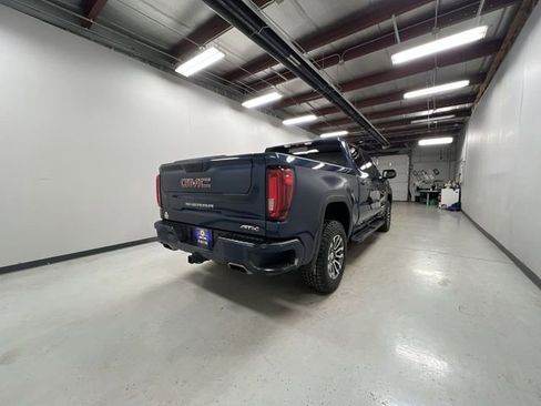 Used 2019 GMC Sierra 1500 AT4 w/ AT4 Premium Package image 8