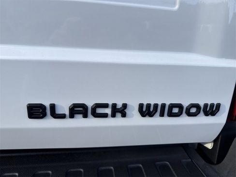 Used 2022 Ford F250 Lariat w/ Black Appearance Package image 20