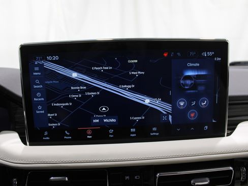 Certified 2021 Lincoln Nautilus Black Label image 17