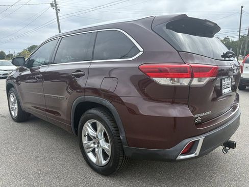Used 2018 Toyota Highlander FWD V6 image 5