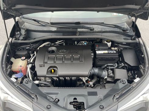 Used 2019 Toyota C-HR Limited image 14