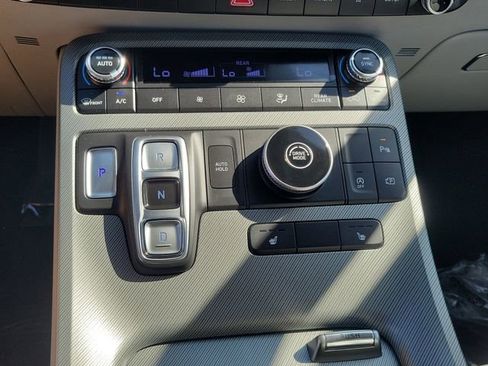 New 2025 Hyundai Palisade SEL image 11