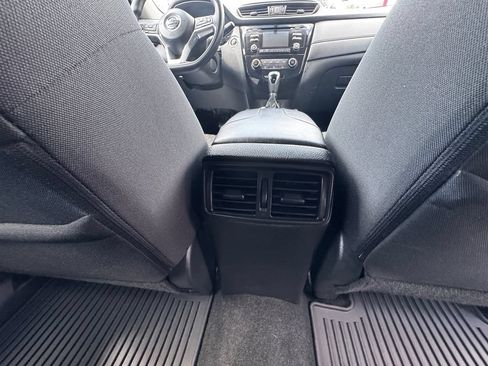 Used 2017 Nissan Rogue AWD image 36