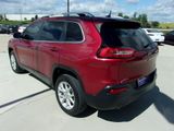Used 2016 Jeep Cherokee Latitude image 5