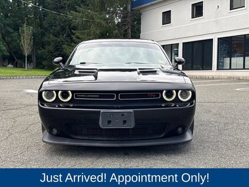 Used 2015 Dodge Challenger R/T Scat Pack w/ Leather Interior Group RWD image 2