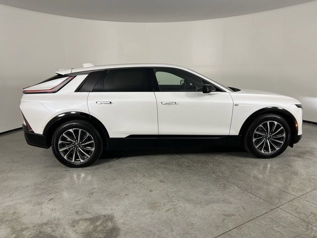 Certified 2024 Cadillac Lyriq Sport RWD image 9