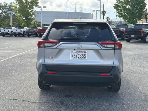 Certified 2025 Toyota RAV4 LE FWD image 4