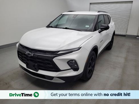 Used 2024 Chevrolet Blazer LT w/ Convenience Package AWD/4WD image 1