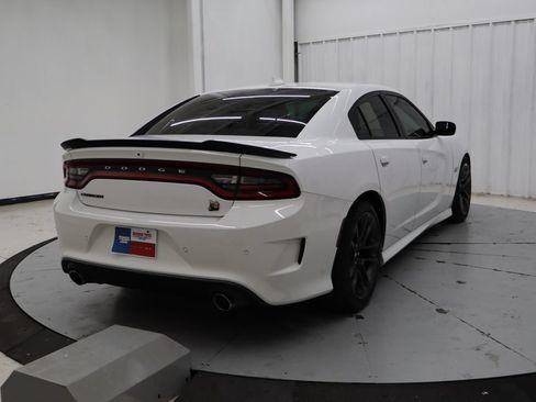 Used 2021 Dodge Charger Scat Pack w/ Plus Group RWD image 3