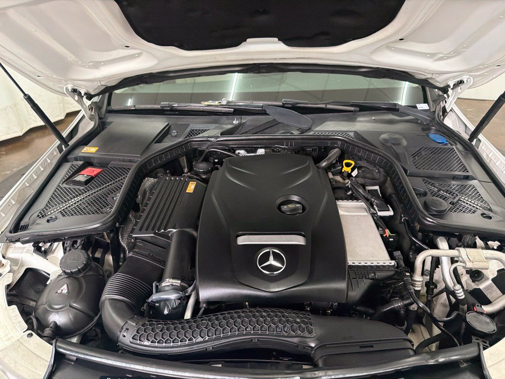 Used 2015 Mercedes-Benz C 300 Sedan image 31