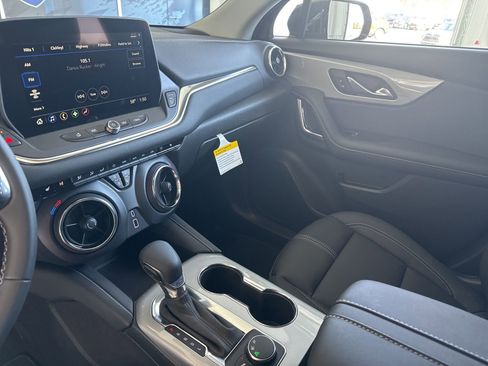 New 2026 Chevrolet Blazer LT image 25