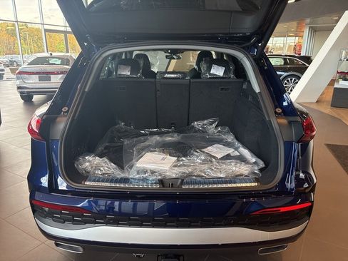 New 2025 Audi Q5 Premium Plus image 9