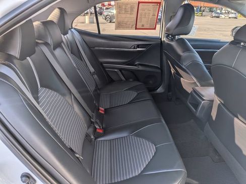 Used 2021 Toyota Camry SE w/ Carpet Mat Package (TMS) FWD image 17