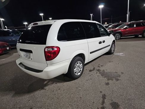 Used 2007 Dodge Grand Caravan SE w/ Popular Equipment Group II FWD image 4