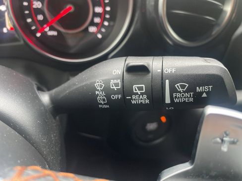 Used 2022 Jeep Wrangler Unlimited Rubicon w/ Xtreme Recon 35" Tire Package image 28