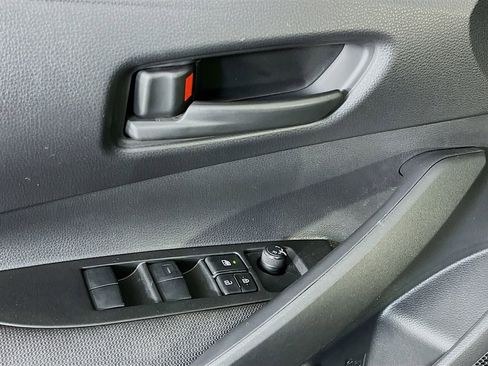 Used 2024 Toyota Corolla LE AWD/4WD image 24